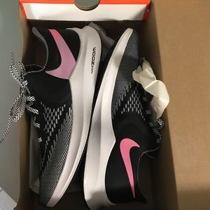 New Nike Running Shoes Windflo